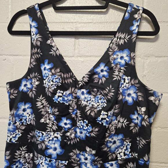 Torrid Dress Size 12 (L) Black Blue Gray Floral Sleeveless V-Neck Lined - Picture 2 of 12